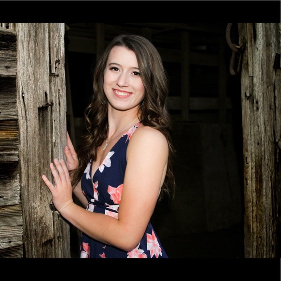 Meet your Posher, Casey - Picture 1 of 1